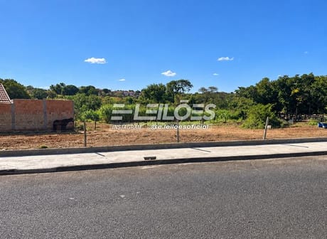 Área 1.751,57m² - Vila Maria Izabel - Assis/SP